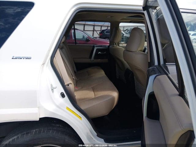 2018 TOYOTA 4RUNNER LIMITED 8
