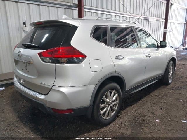 2017 NISSAN ROGUE SV 4