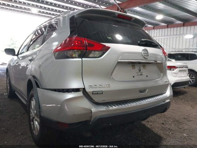 2017 NISSAN ROGUE SV 6