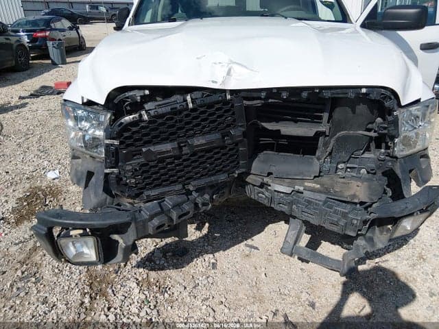 2017 RAM 1500 EXPRESS 4X4 5'7 BOX 6