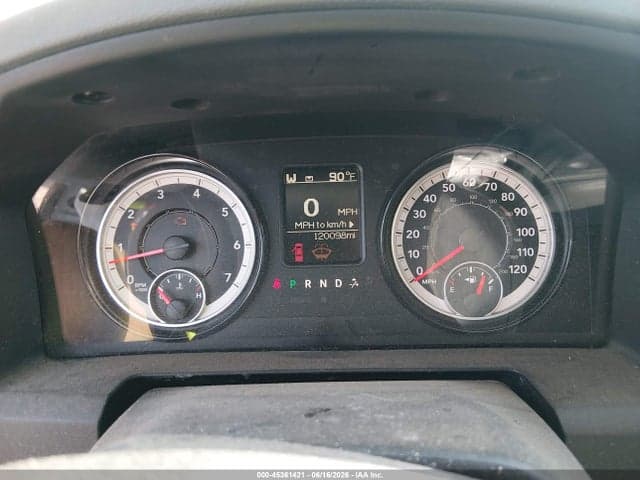 2017 RAM 1500 EXPRESS 4X4 5'7 BOX 7