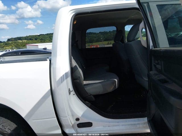 2017 RAM 1500 EXPRESS 4X4 5'7 BOX 8