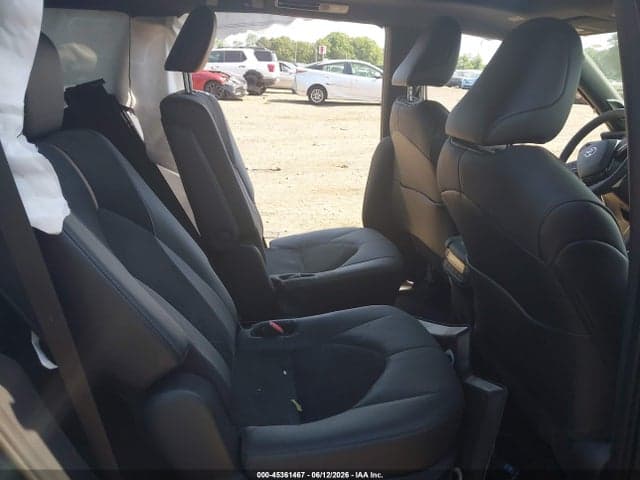 2026 TOYOTA GRAND HIGHLANDER HYBRID MAX LIMITED 8