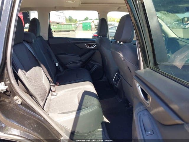2023 SUBARU FORESTER PREMIUM 8
