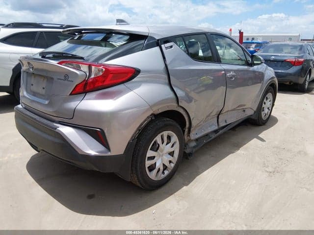 2020 TOYOTA C-HR LE 4