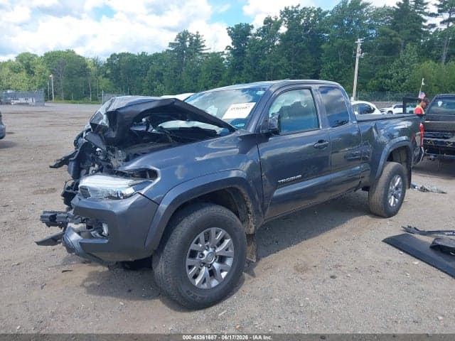 2017 TOYOTA TACOMA SR5 V6 2