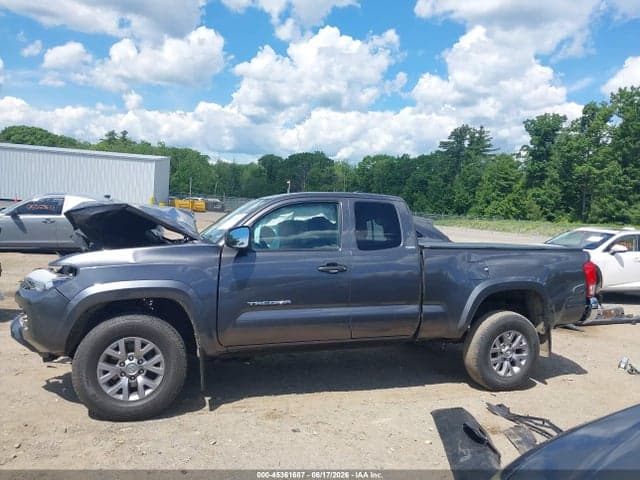 2017 TOYOTA TACOMA SR5 V6 15