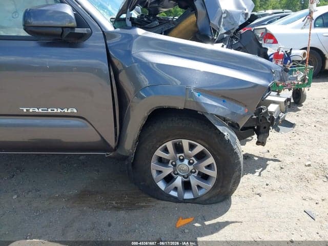 2017 TOYOTA TACOMA SR5 V6 20