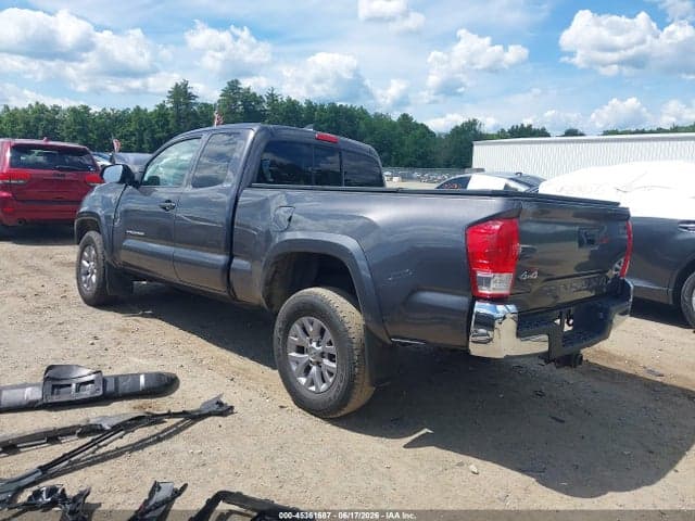 2017 TOYOTA TACOMA SR5 V6 3