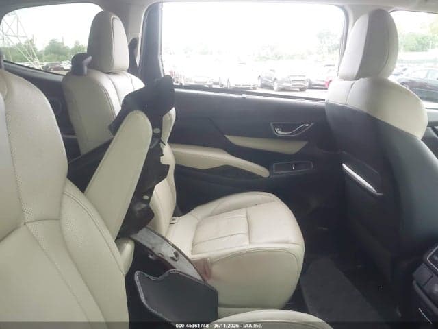 2021 SUBARU ASCENT LIMITED 8
