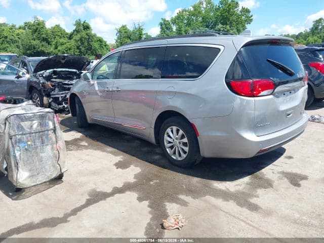 2017 CHRYSLER PACIFICA TOURING-L 3