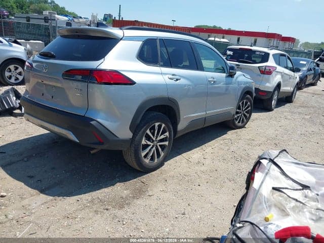 2025 TOYOTA COROLLA CROSS XLE 4