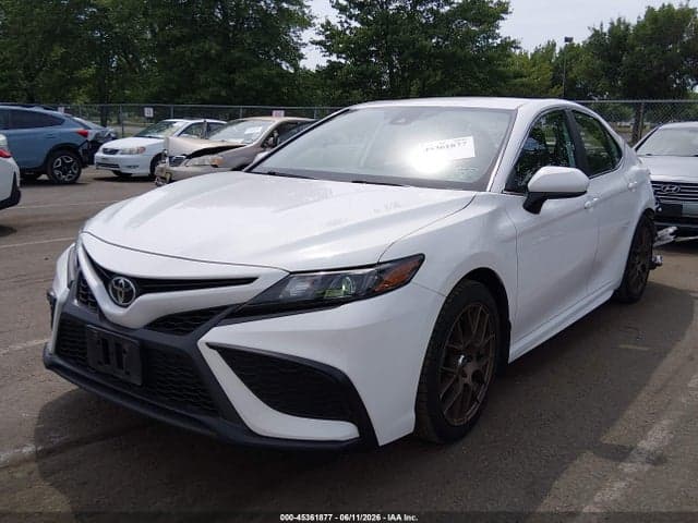 2021 TOYOTA CAMRY SE 2