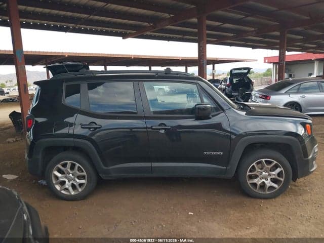 2017 JEEP RENEGADE LATITUDE 4X4 13