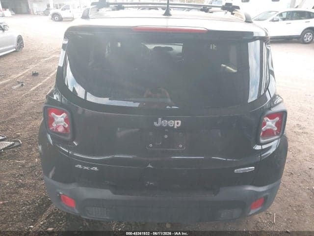 2017 JEEP RENEGADE LATITUDE 4X4 16