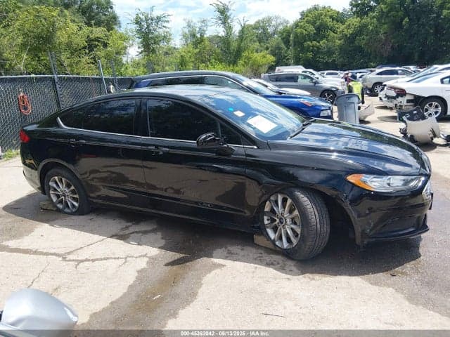2017 FORD FUSION SE 13