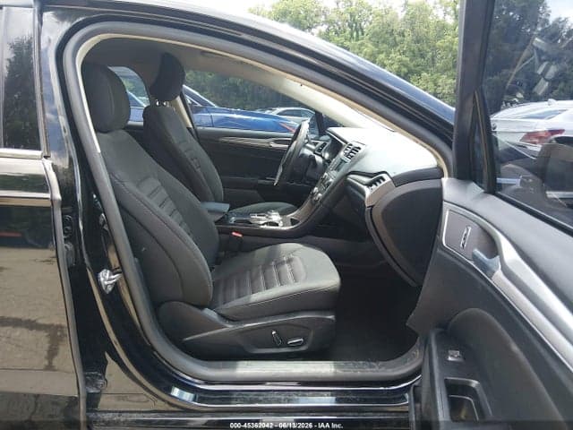 2017 FORD FUSION SE 5