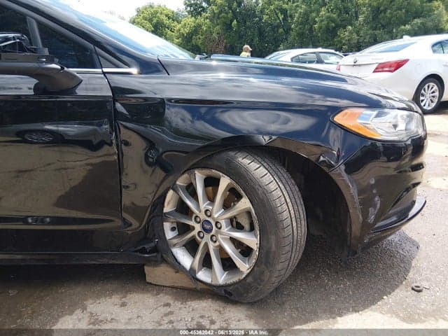2017 FORD FUSION SE 6