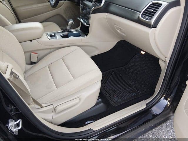 2021 JEEP GRAND CHEROKEE LAREDO E 4X4 5