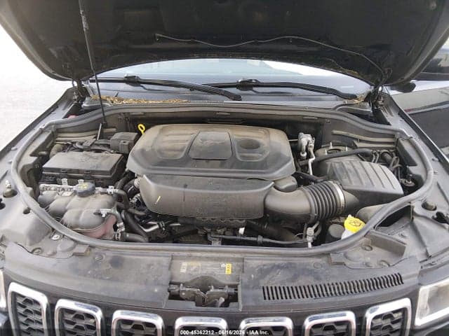 2021 JEEP GRAND CHEROKEE LAREDO E 4X4 10