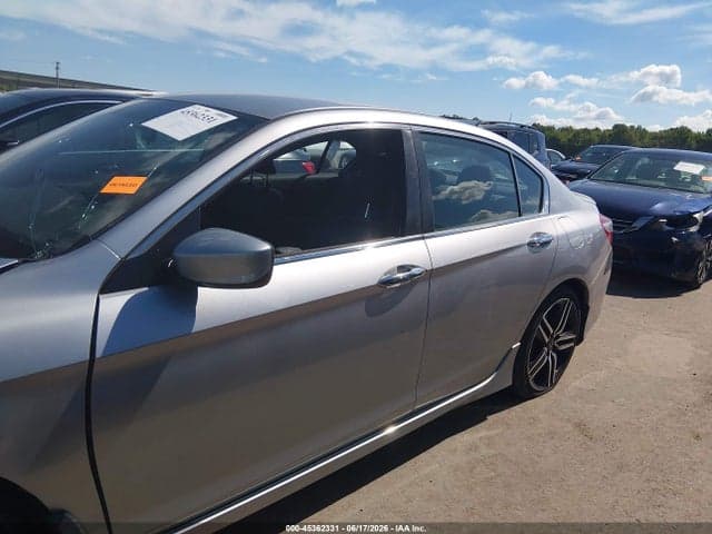 2017 HONDA ACCORD SPORT SE 15