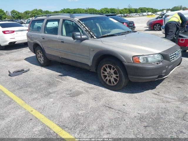 2004 VOLVO XC70 2.5T