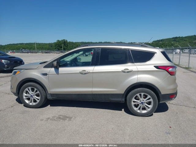 2018 FORD ESCAPE SE 14
