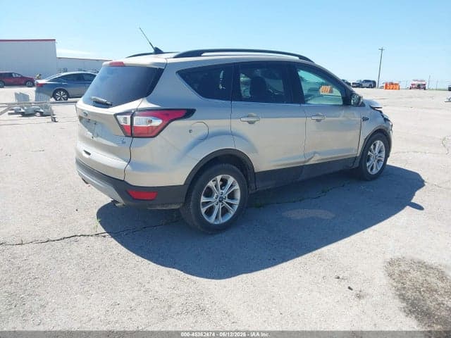 2018 FORD ESCAPE SE 4