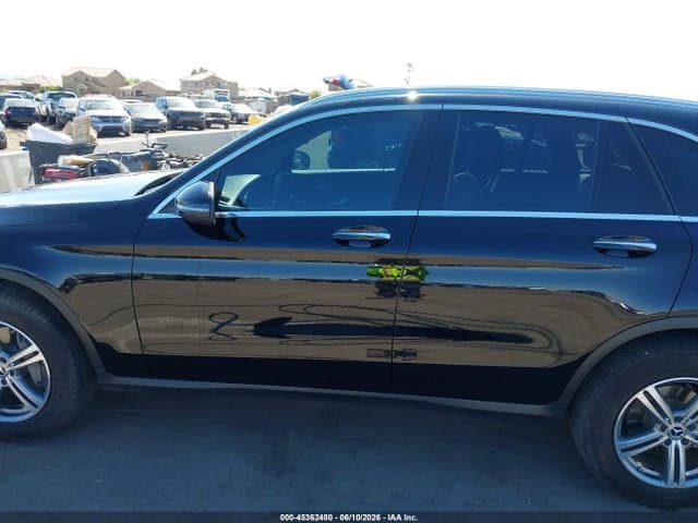 2022 MERCEDES-BENZ GLC 300 SUV 14
