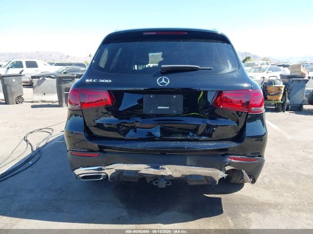 2022 MERCEDES-BENZ GLC 300 SUV 16