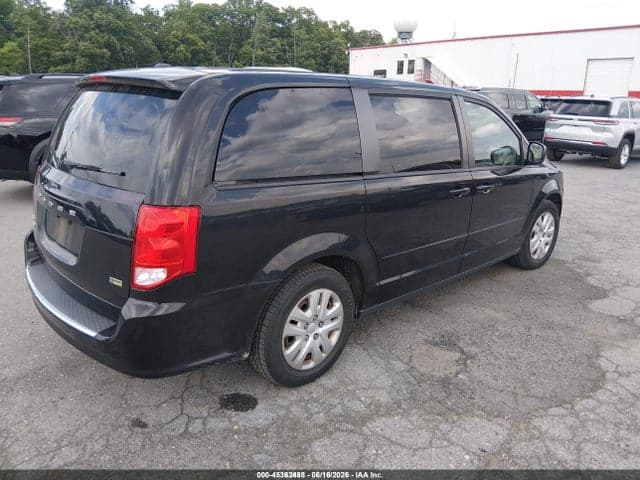 2017 DODGE GRAND CARAVAN SE 4
