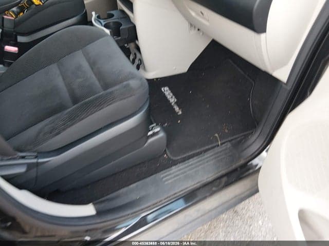 2017 DODGE GRAND CARAVAN SE 5