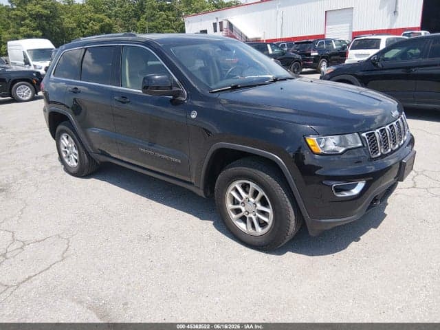2019 JEEP GRAND CHEROKEE LAREDO E 4X4 1