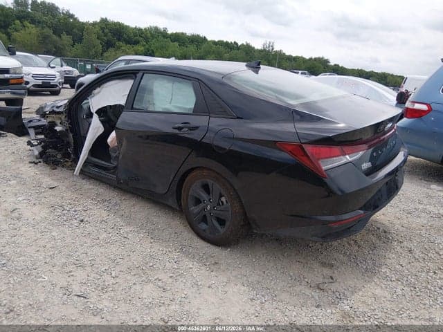 2023 HYUNDAI ELANTRA SEL 3