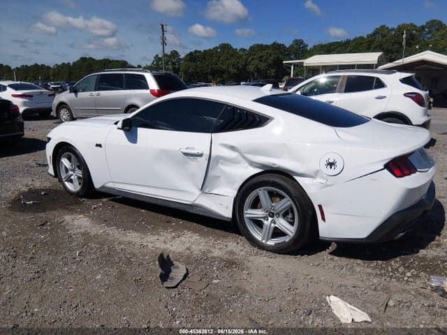 2026 FORD MUSTANG 3