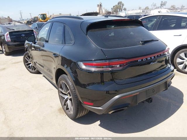 2024 PORSCHE MACAN T 3