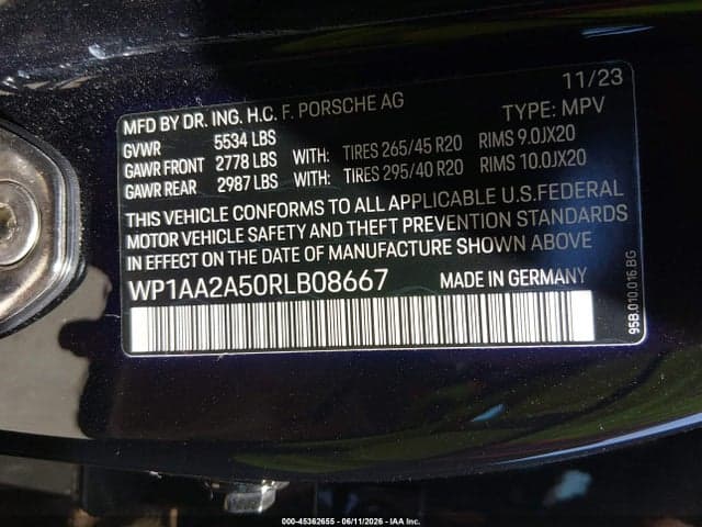 2024 PORSCHE MACAN T 9