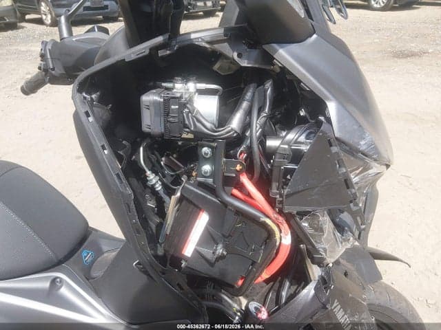 2025 YAMAHA CZD300 A 8