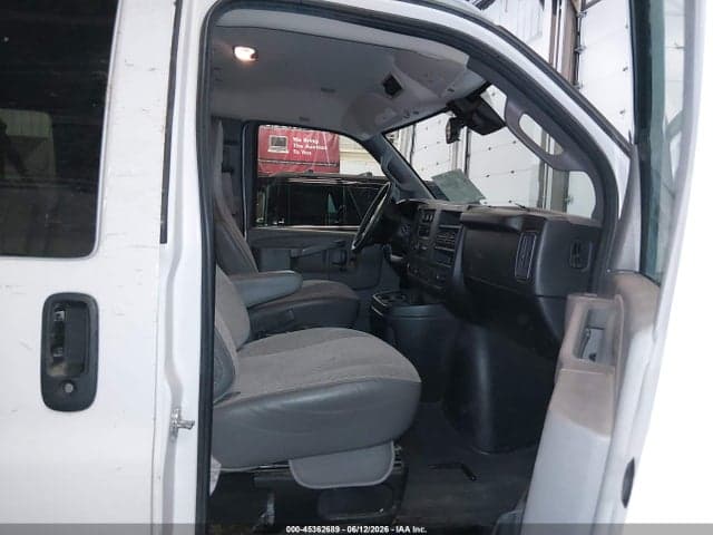 2019 CHEVROLET EXPRESS 3500 LT 5