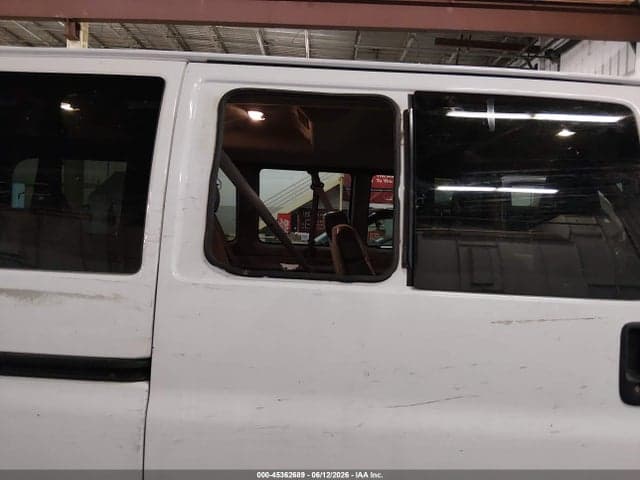 2019 CHEVROLET EXPRESS 3500 LT 6