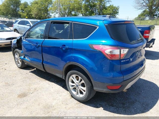 2017 FORD ESCAPE SE 3