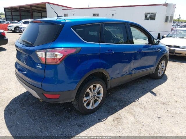 2017 FORD ESCAPE SE 4