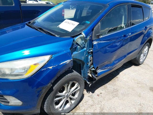 2017 FORD ESCAPE SE 6