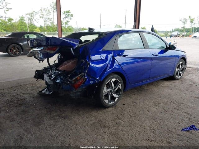 2023 HYUNDAI ELANTRA SEL 4