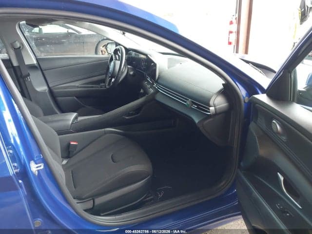 2023 HYUNDAI ELANTRA SEL 5
