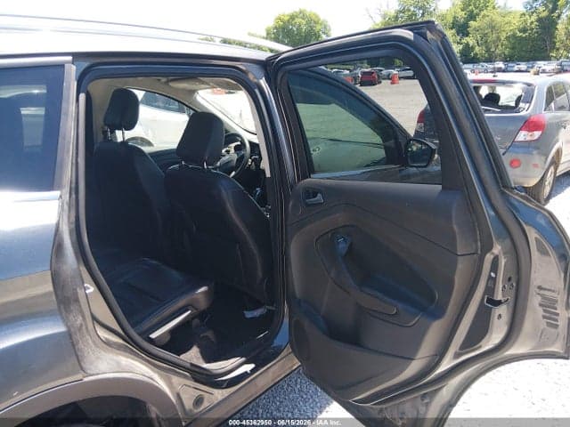2018 FORD ESCAPE TITANIUM 8