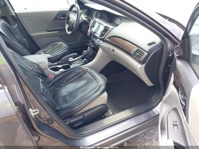 2017 HONDA ACCORD EX 5