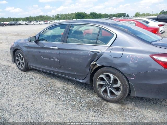 2017 HONDA ACCORD EX 6