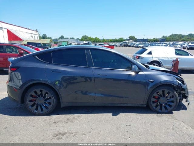 2024 TESLA MODEL Y PERFORMANCE DUAL MOTOR ALL-WHEEL DRIVE 14