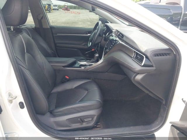 2020 TOYOTA CAMRY XSE 5